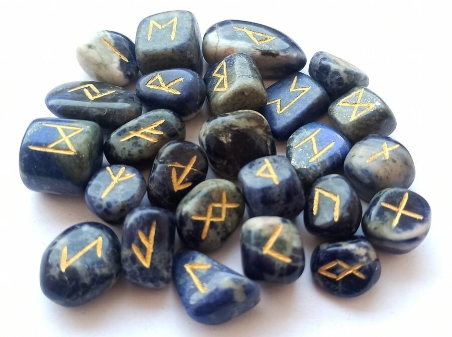 Sodalite Rune Set - Image 4